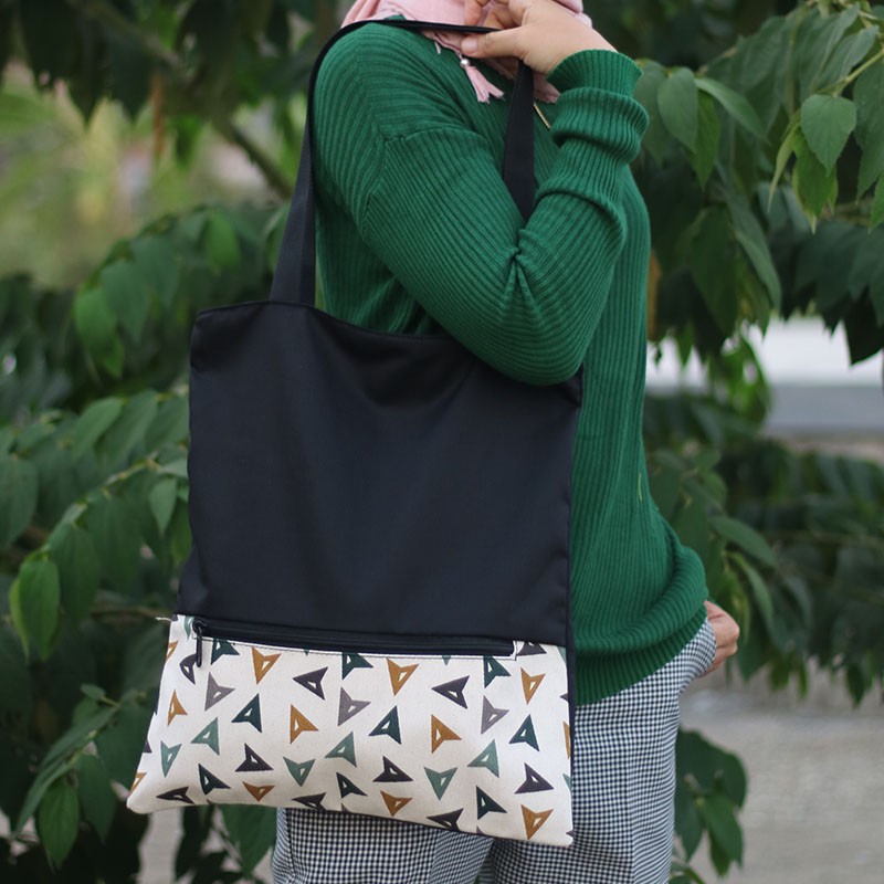 Tote Bag SPNB Kanvas Kombinasi Triangle