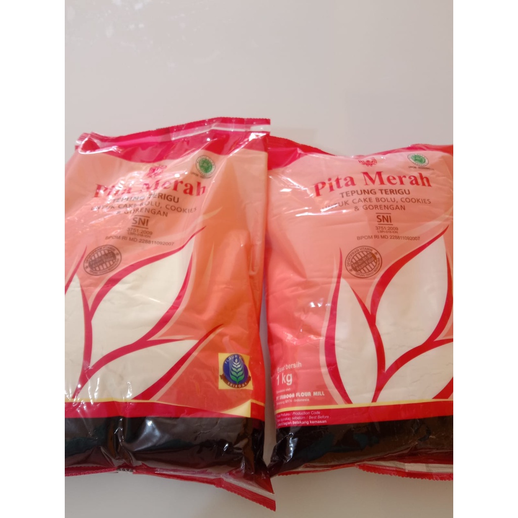 

Tepung Terigu Pita Merah Sriboga 1 Kg Halal Free Bubble Wrap dan Dus Tebal