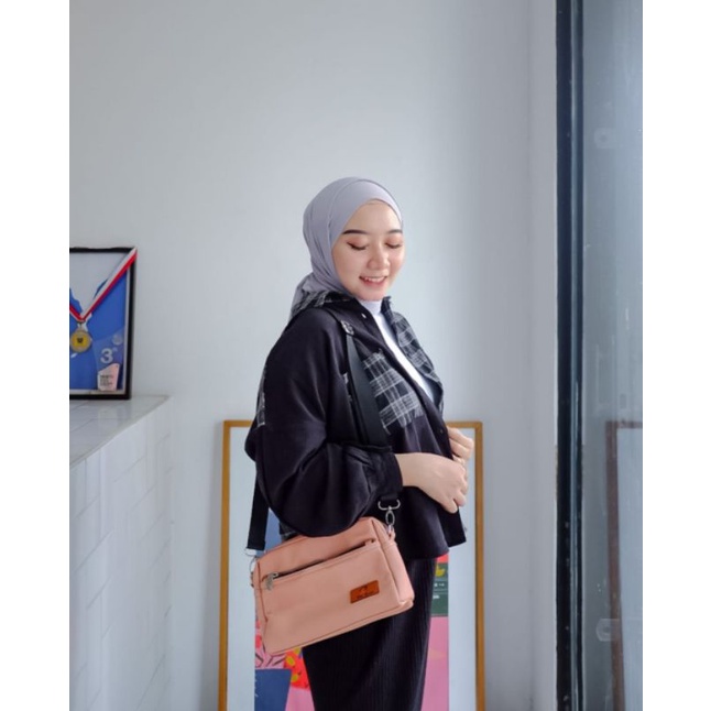 TAS SELEMPANG WANITA KAYLA ORIGINAL BY BIRU TSABITA