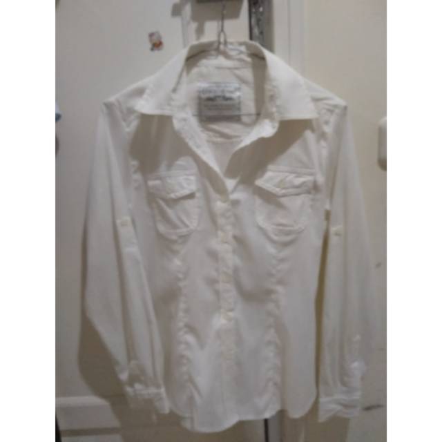 Preloved kemeja putih Logo Jeans
