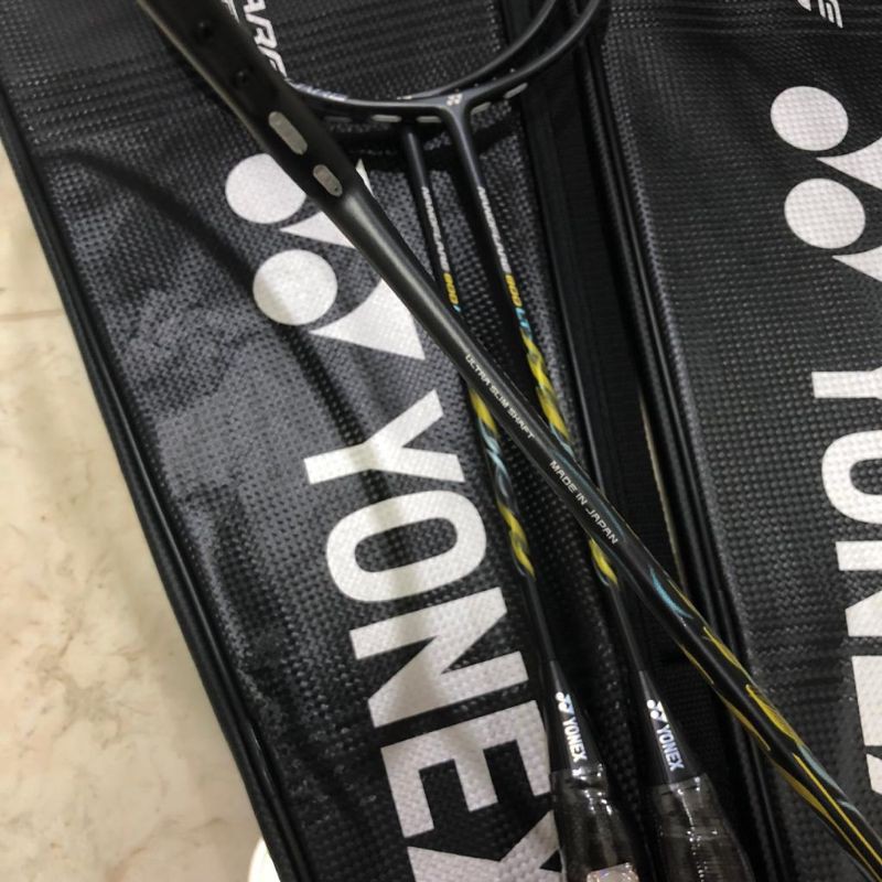 Raket Yonex nanoflare 800 LT