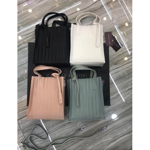 CK  BAG GUESS  TAS WANITA TRANSLUCENT TOTE STRIPE MINI WIEGE - BACA DESKRIPSI PRODUK #71852