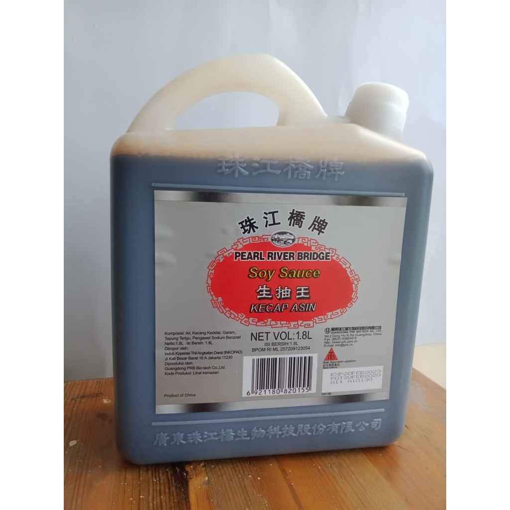 

Soy sause Kecap asin Pearl river bridge 1,8 l