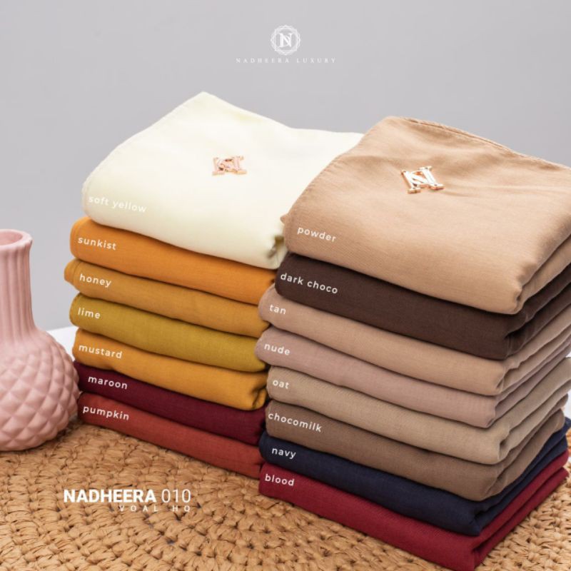 HIJAB VOAL TERLARIS ✔HIJAB VOAL SEGI4 N10 NADHEERA LUXURY // hijab segi 4// hijab voal // hijab n10 