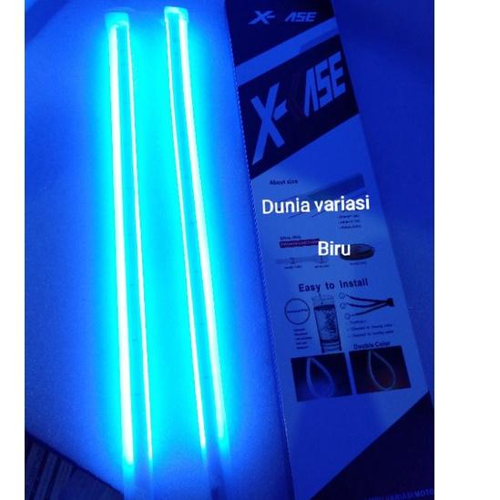Banyak Dipakai.. Lampu Alis Running Dua Warna 30cm X-case BONUS DEMON DEVIL SEPASANG biru merah pink