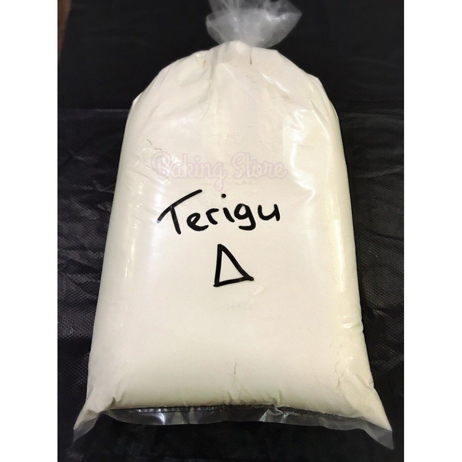 Tepung Terigu Terigu Segitiga Biru - Triangle Blue Rep 1kg