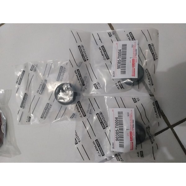 karet shock breaker BELAKANG innova
