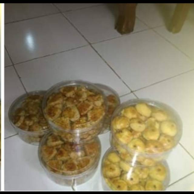 

Kue kacang