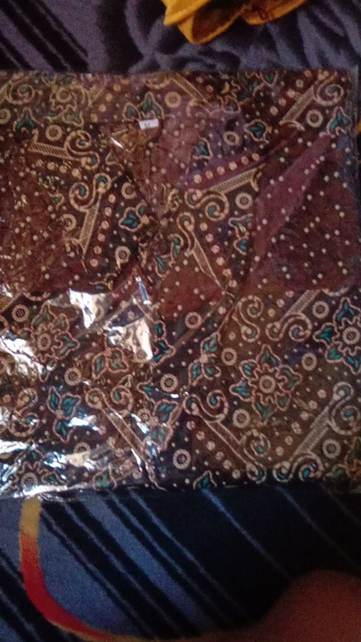 Promo , Baju Kemeja Batik Modern Hitam/abu/merah/coklat/ungu/biru