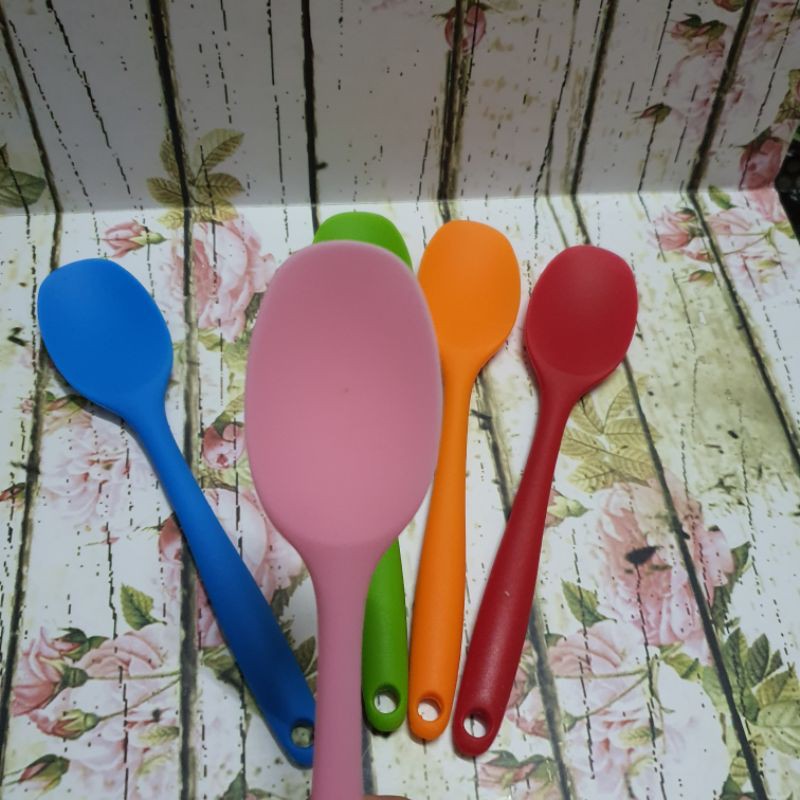 small silicone oval spoon / alat masak spatula sendok 21cm