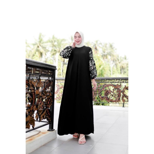 briana maxi
