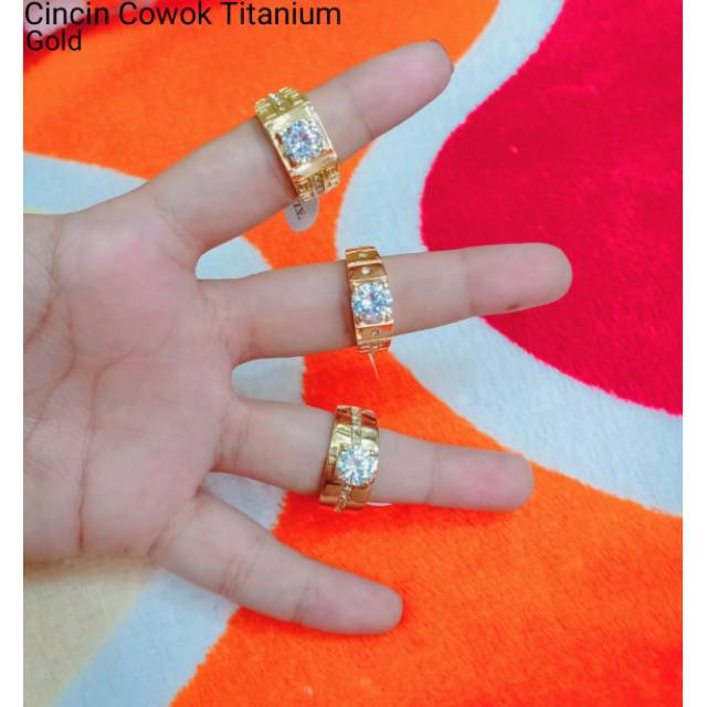 Cincin titanium cowok
