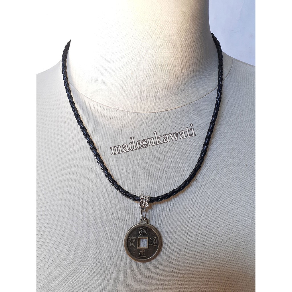 Kalung kulit koin uang pis bolong necklaces lingkar 45cm