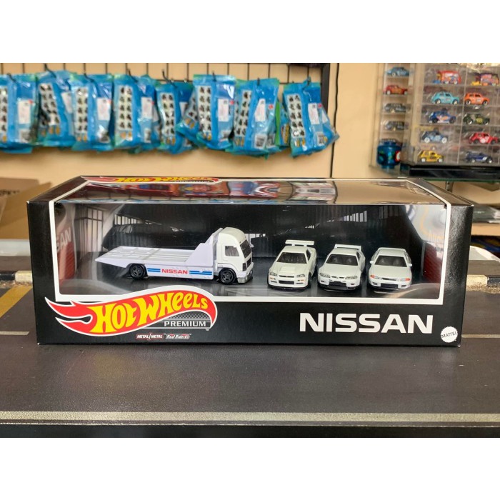 Hotwheels Premium Nissan Skyline GTR Set