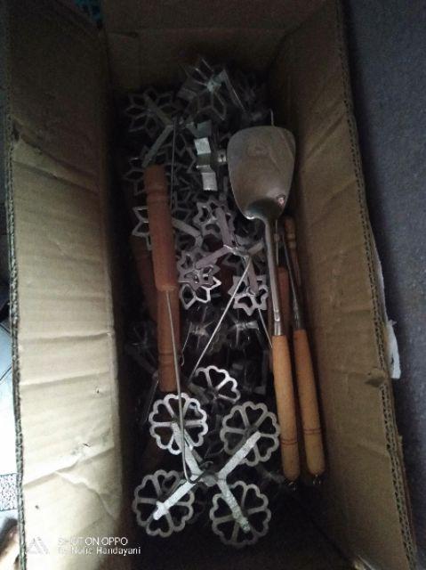 Paket Bunga Gandeng Jumbo - Cetakan Kembang Goyang