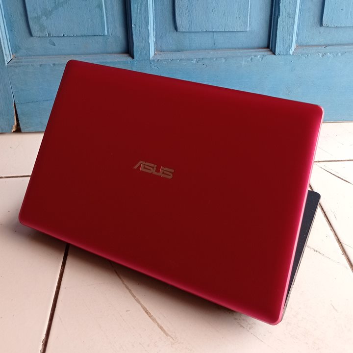 Jual Asus X200m Hot Pink Hdmi Ram 2gb Hdd 320gb Layar 12 Inch Netbook Notebook Second Bekas 9809