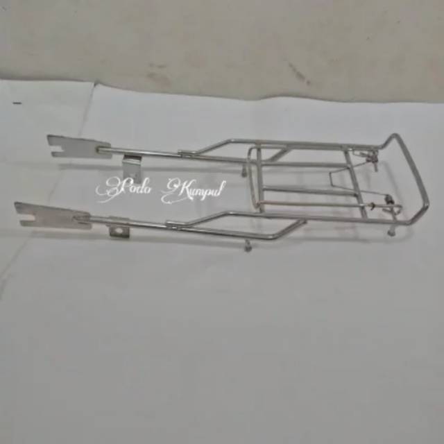 Rak jepit belakang honda c70