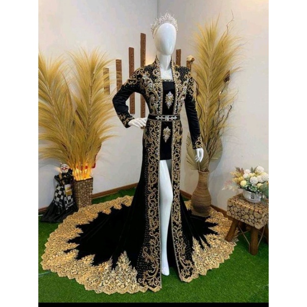 kebaya pengantin bludru kutu baru