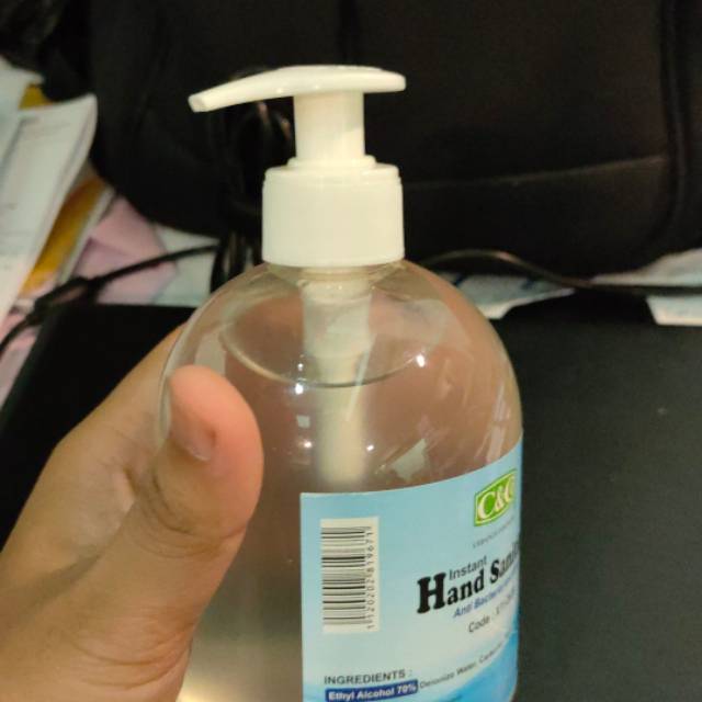 Hand Sanitizer merk C&amp;C 500ML untuk mencegah virus Corona