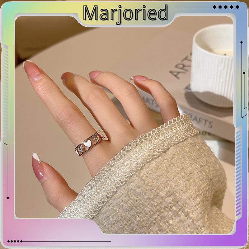 Cincin Ringan Mewah Hollow Keluar Berlian Imitasi Cinta Chic Advanced Adjustable Cincin Wanita-MJD