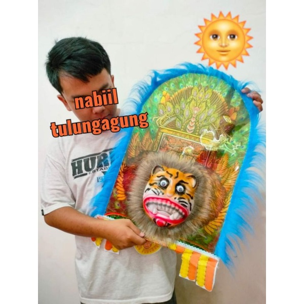 topeng reog Ponorogo dadak merak