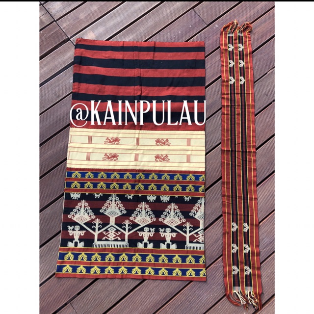 Kain Sarung Pahikung Kelos Tiga Susun