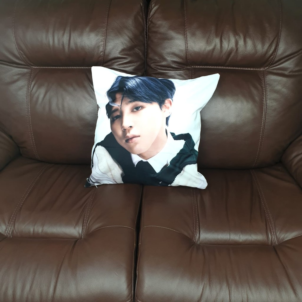 Sarung Bantal Sofa BTS KPOP Bangtan Boys Map Of The Soul