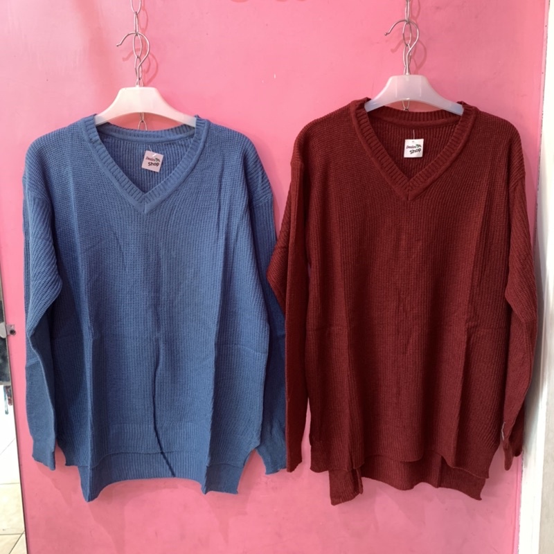Boxy V-neck / V neck sweater rajut