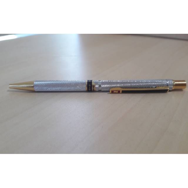 

Pen merk zebra