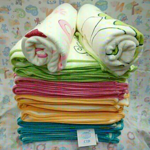 Handuk anak bayi lembut 50x100 Lis Warna