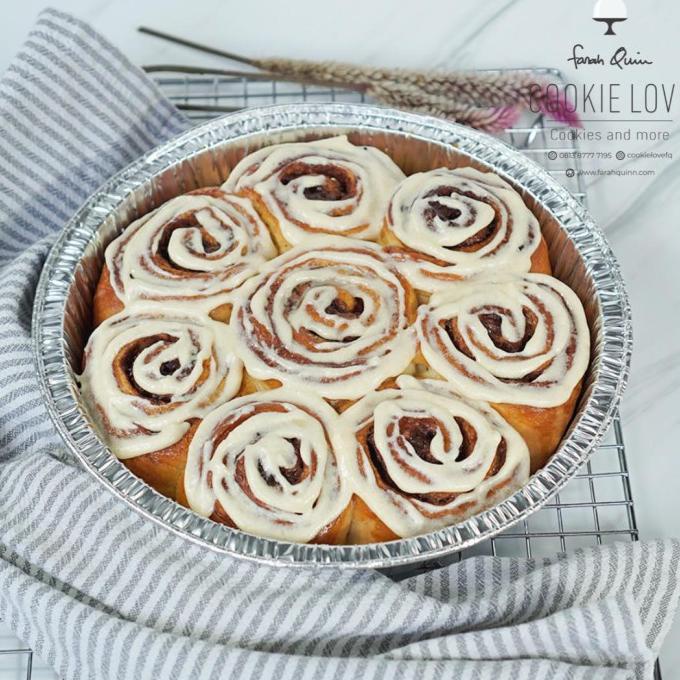 

(BISA COD) Cinnamon Rolls Cream Cheese Icing Premium
