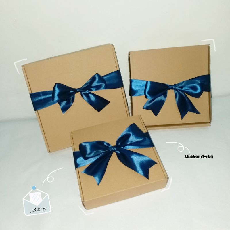 

Kotak Hampers Tambahan