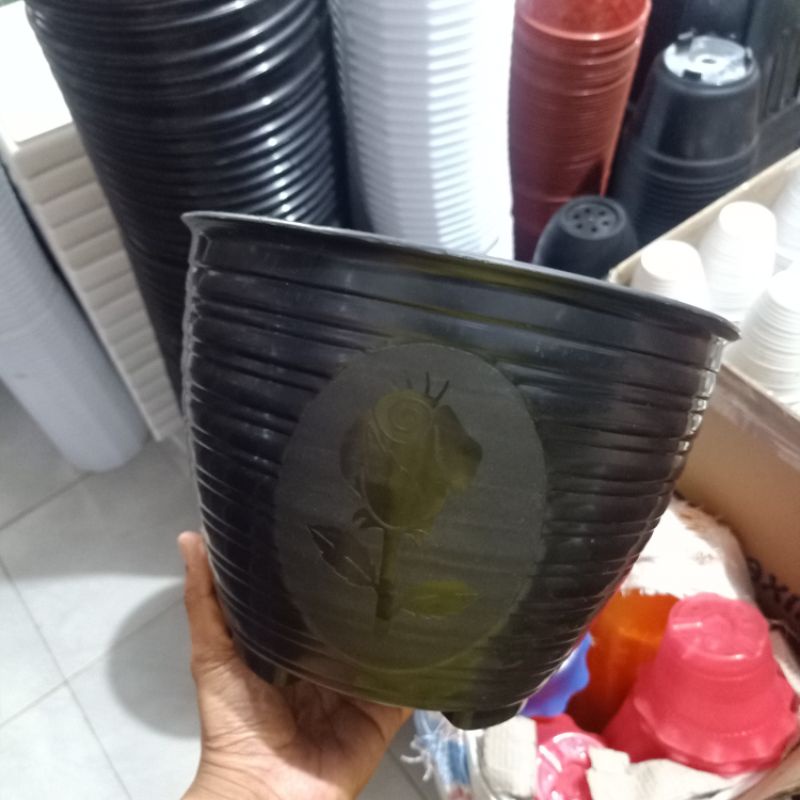 POT TAWON HITAM UKURAN 30