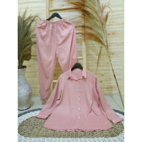 One Set Kemeja Polos Rayon Kekinian