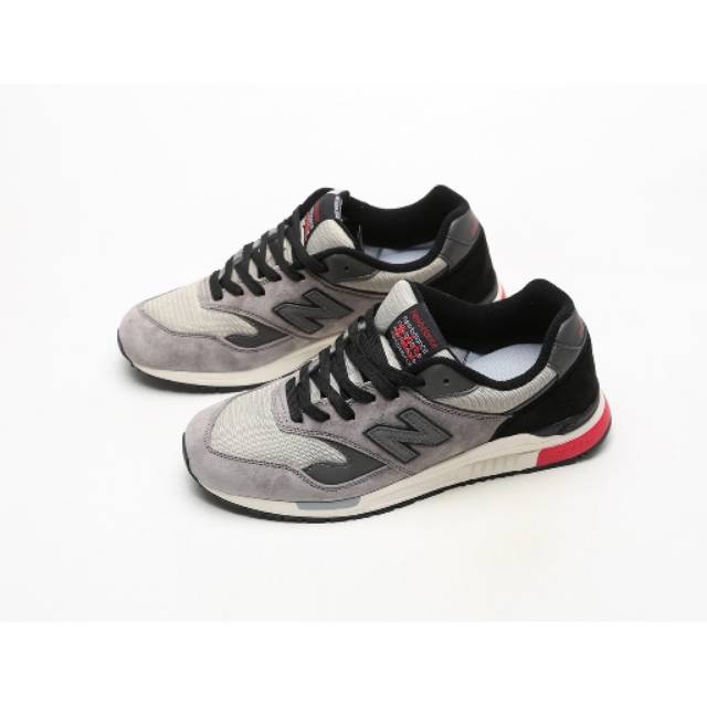 New Balance 840 Dark Grey Black Perfect Kick Original