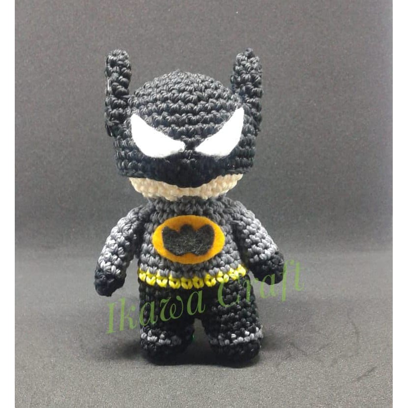 Batman Boneka Rajut