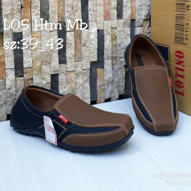 Sepatu pria D001