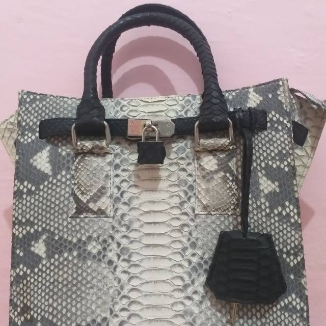 PRELOVED TAS KULIT ULAR