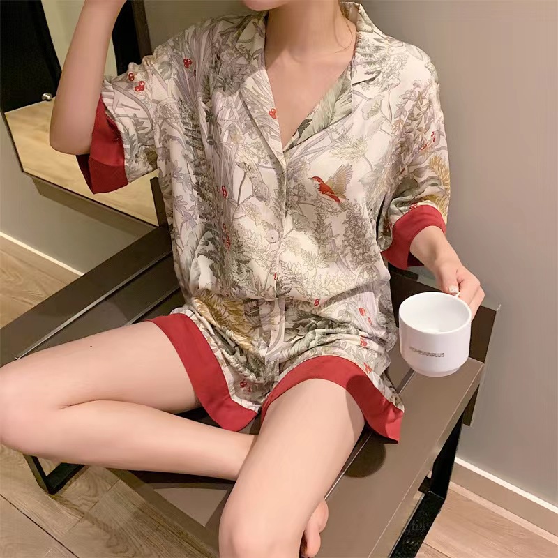 Kolar Korea Baru Cardigan Ice Silk Pajamas