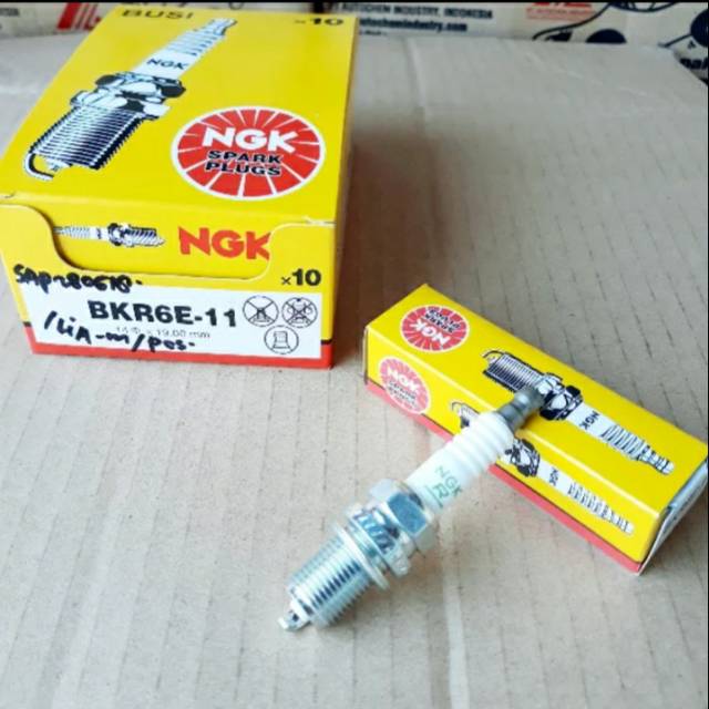BUSI NGK BKR6E-11