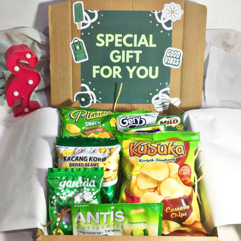 

SNACK BOX TEMA HIJAU (GREEN) UKURAN MEDIUM