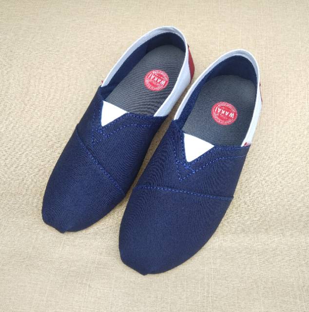 Sepatu wakei slip on murah. Sepatu santai. Sepatu pria. Sepatu wanita