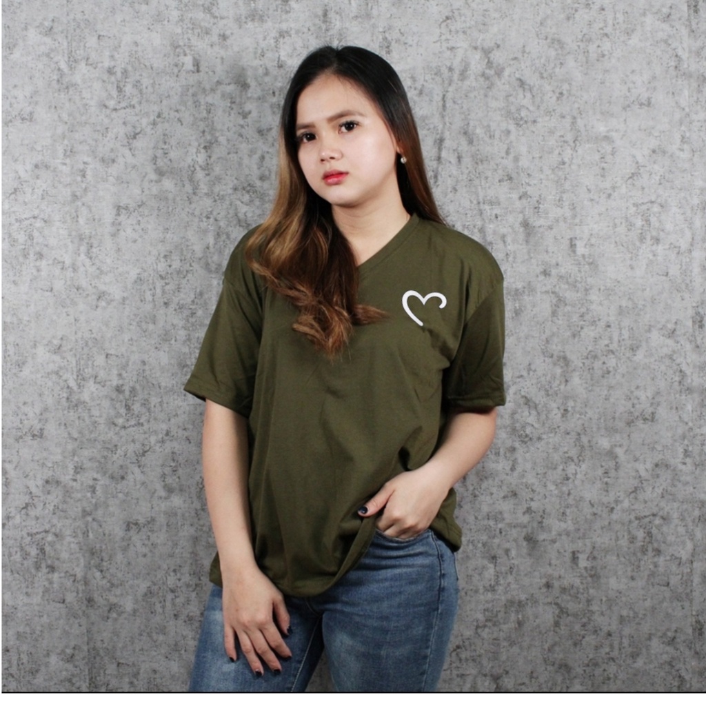 Kaos V Neck Wanita Love / Kaos V Neck Jumbo Wanita / Kaos V Neck Wanita
