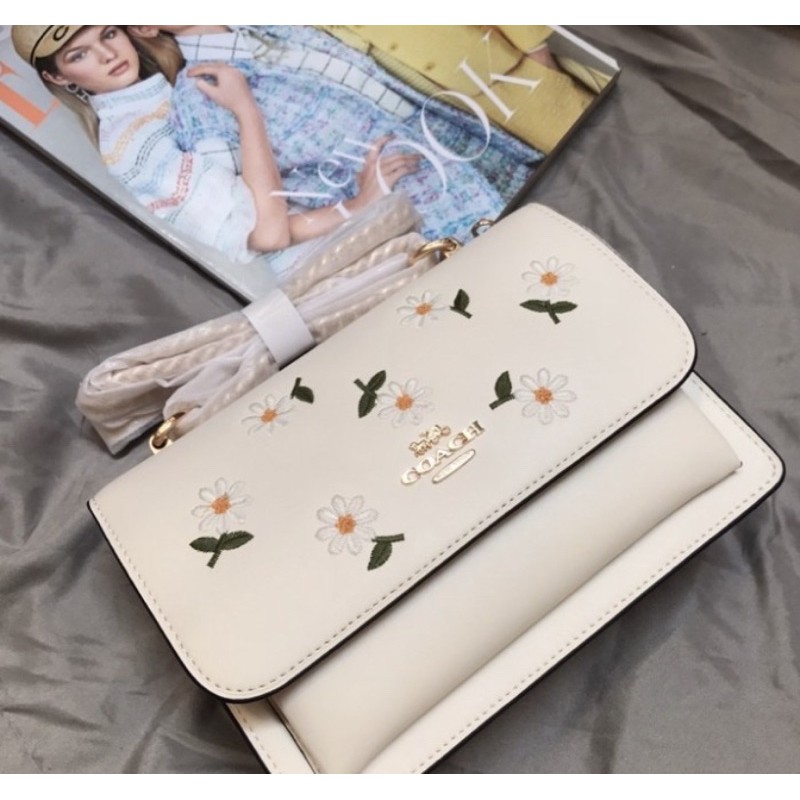 [READY] COACH KLARE CROSSBODY WITH DAISY EMBROIDERY