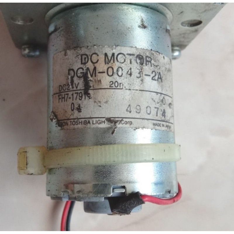 Toshiba Dc motor 24V 20Rpm