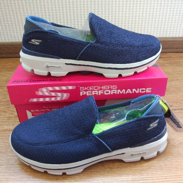 nike flyknit black white