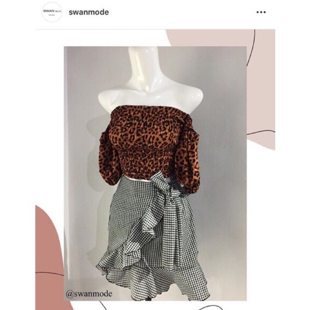 Satu set sabrina leopard dan rok