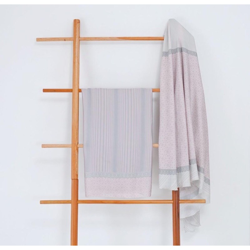 Buttonscarves The Eeman Prayer Robe