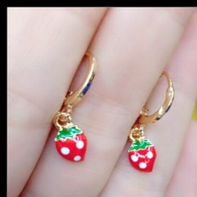 Anting strawberrrly anak xuping