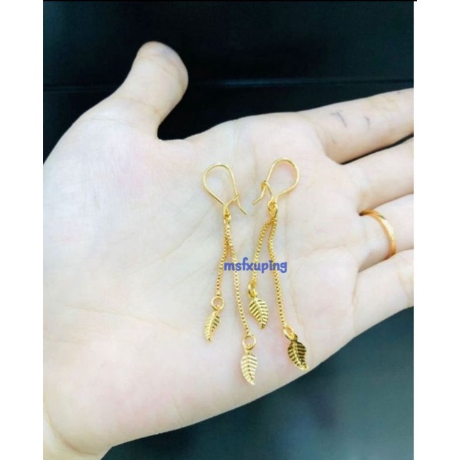 Anting Jurai titanium motif daun lapis emas 24k